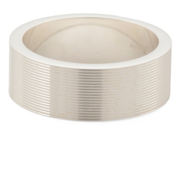 🔥🔥AUTHENTIC GUCCI Made In Italy Sterling Silver Thin Trademark Ring-🔥🔥NWT - Picture 4 of 15